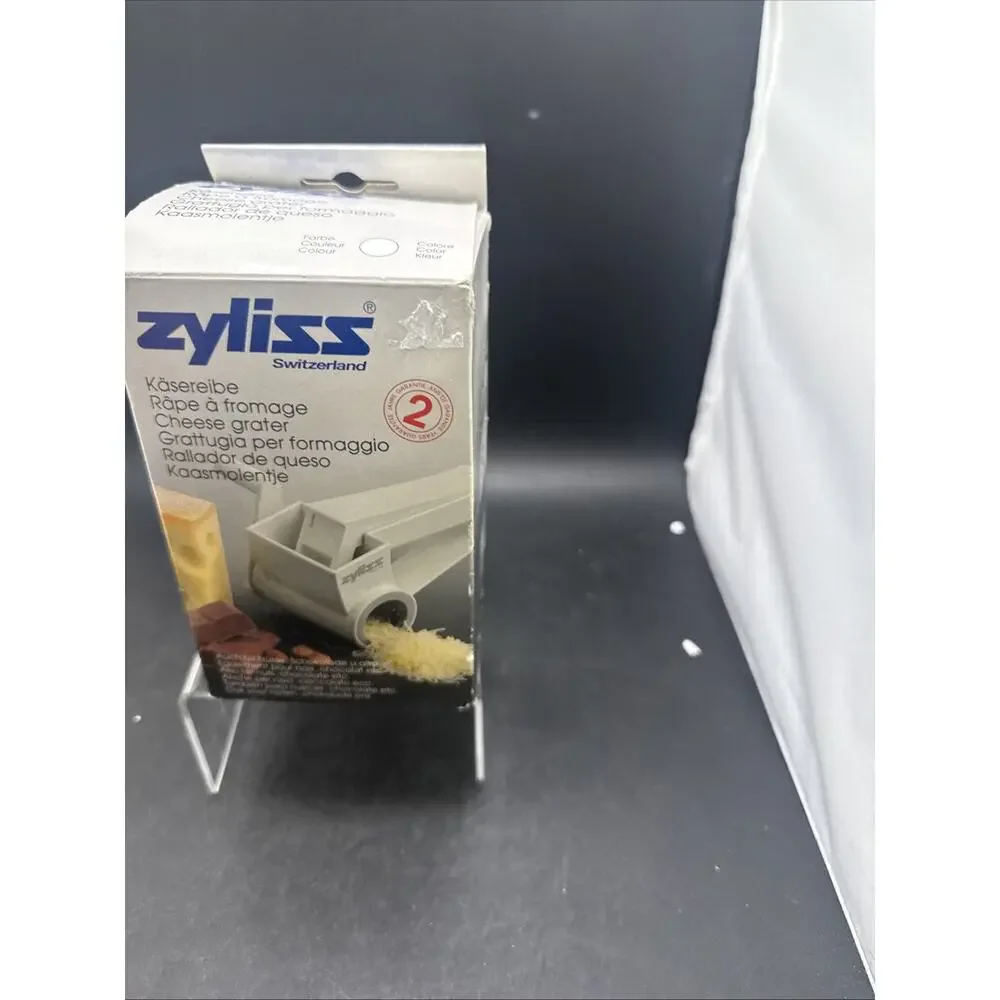 NEW Vintage Zyliss Switzerland Rotary Cheese Grater Hand Crank in Original Box